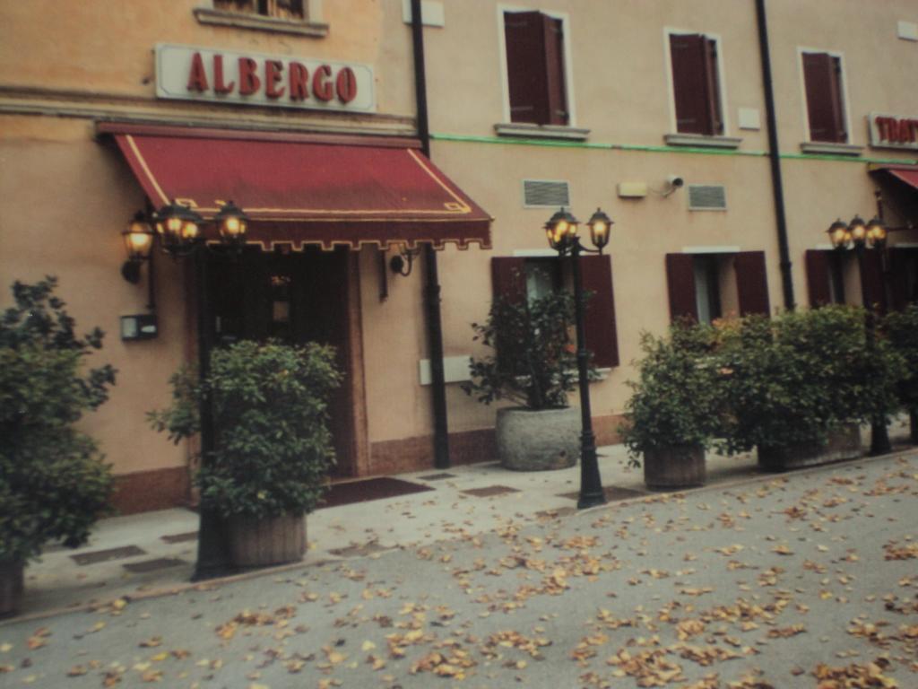Albergo La Bersagliera Noventa di Piave Esterno foto