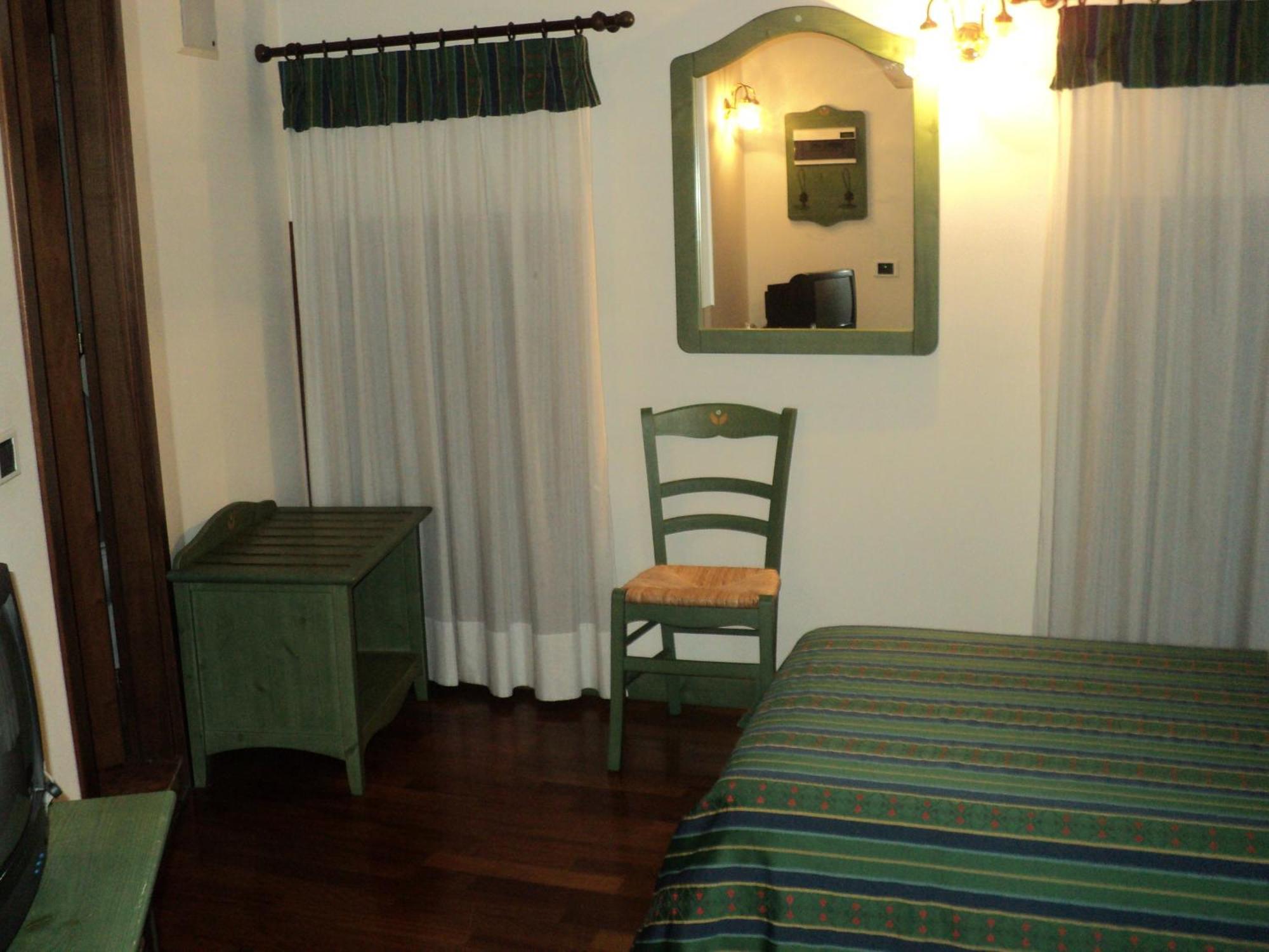 Albergo La Bersagliera Noventa di Piave Esterno foto
