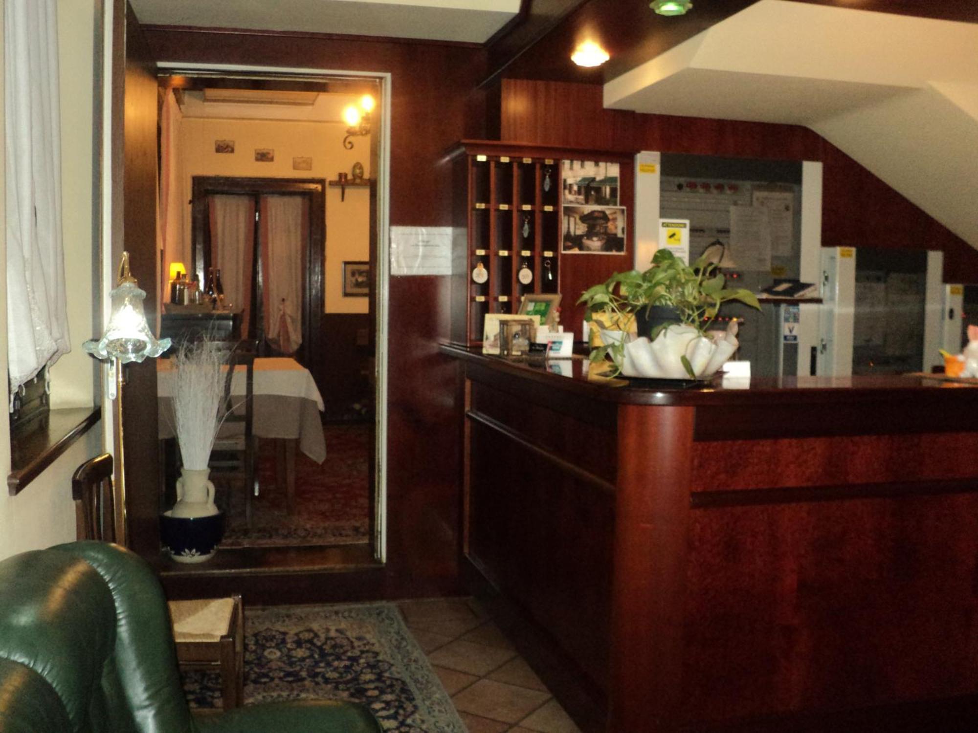 Albergo La Bersagliera Noventa di Piave Esterno foto