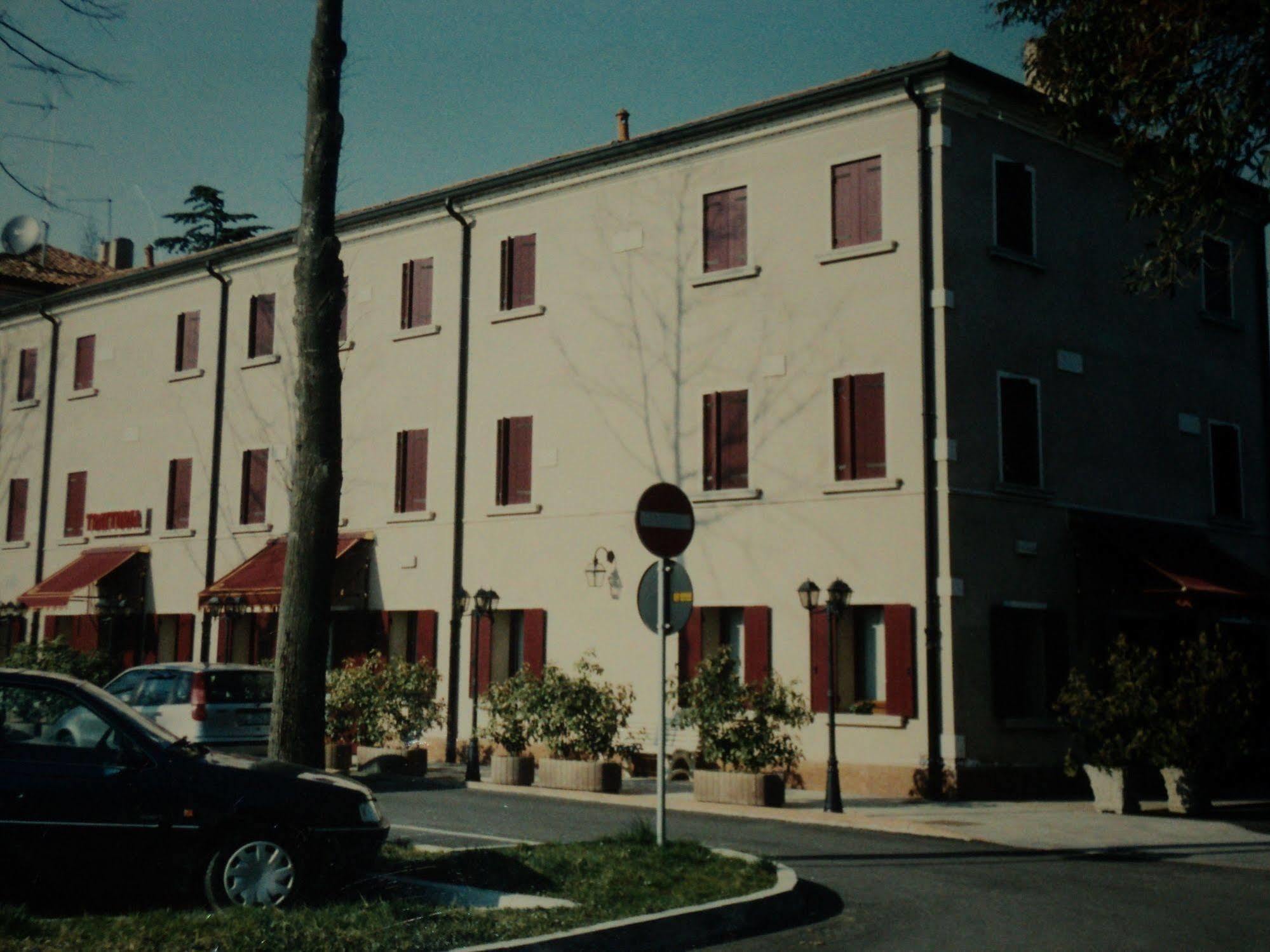 Albergo La Bersagliera Noventa di Piave Esterno foto