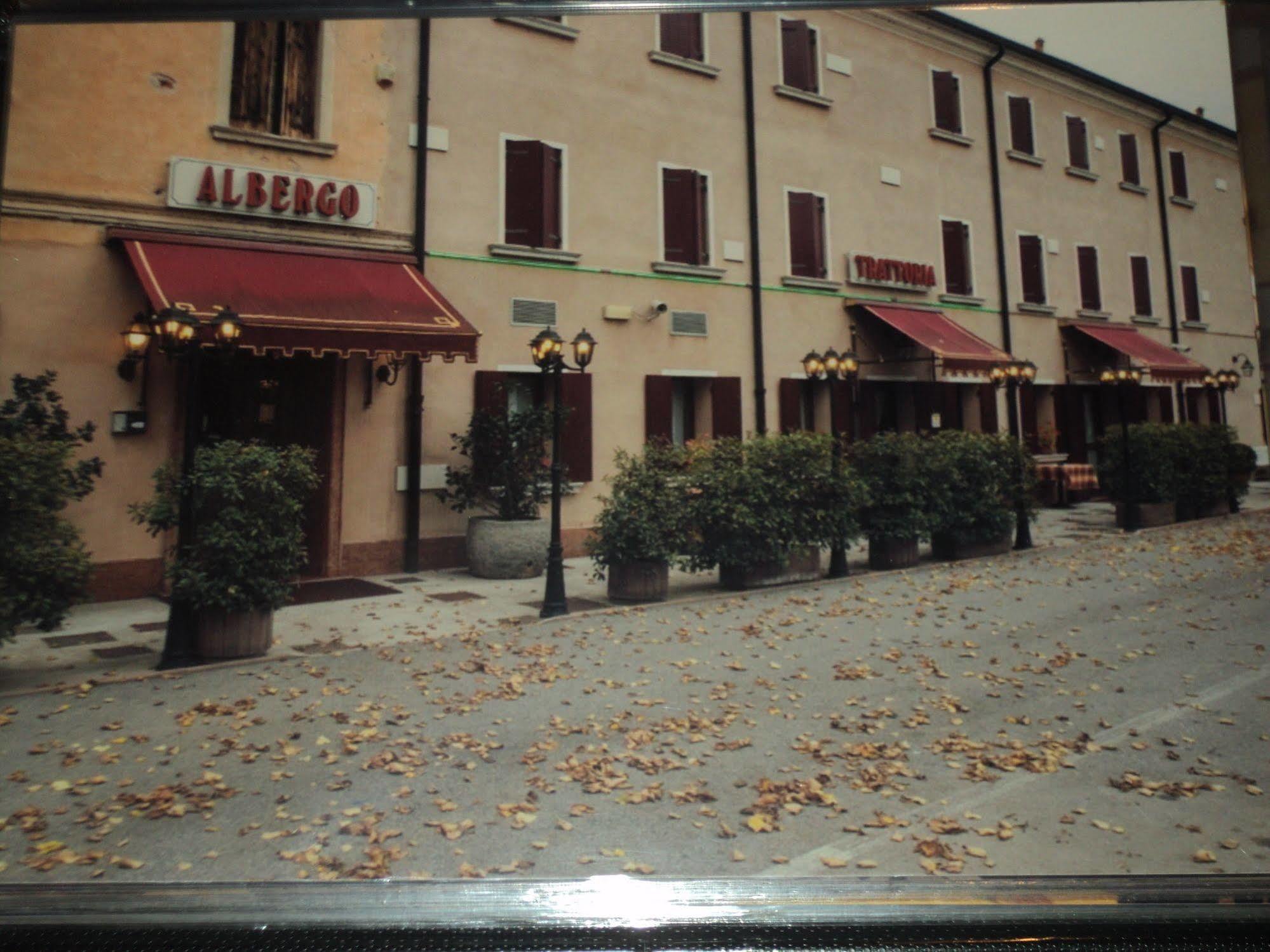 Albergo La Bersagliera Noventa di Piave Esterno foto